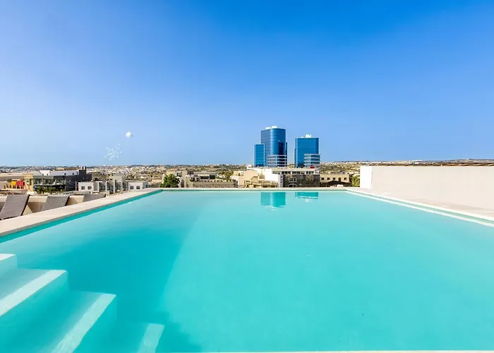 Annitchka Mansions - Penthouse In Central Malta