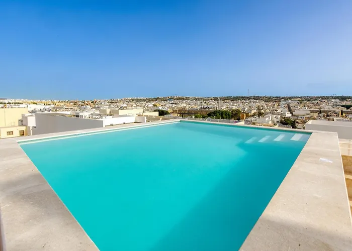 Annitchka Mansions - Penthouse In Central Malta