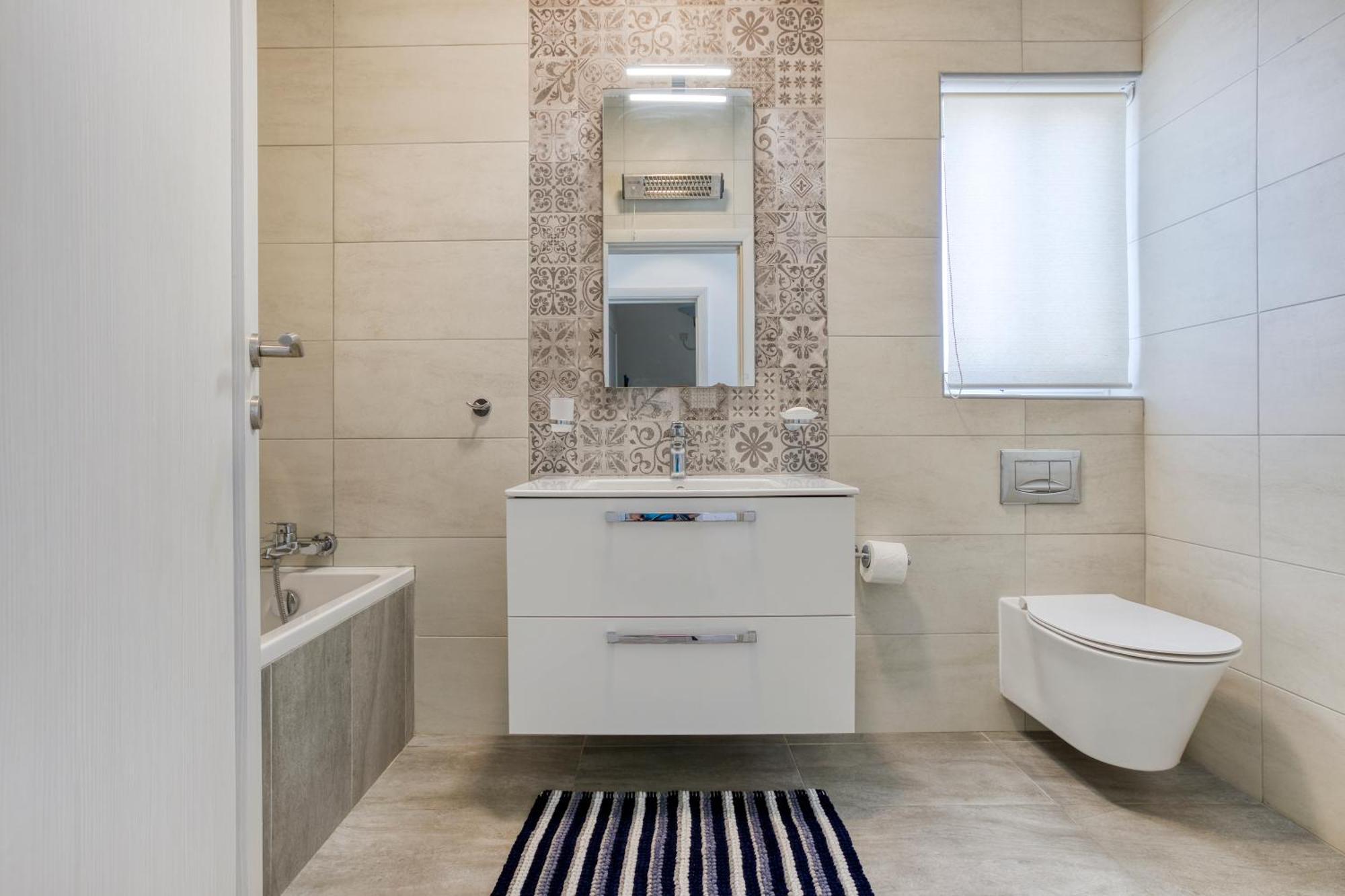 Annitchka Mansions - Penthouse In Malta Apartment