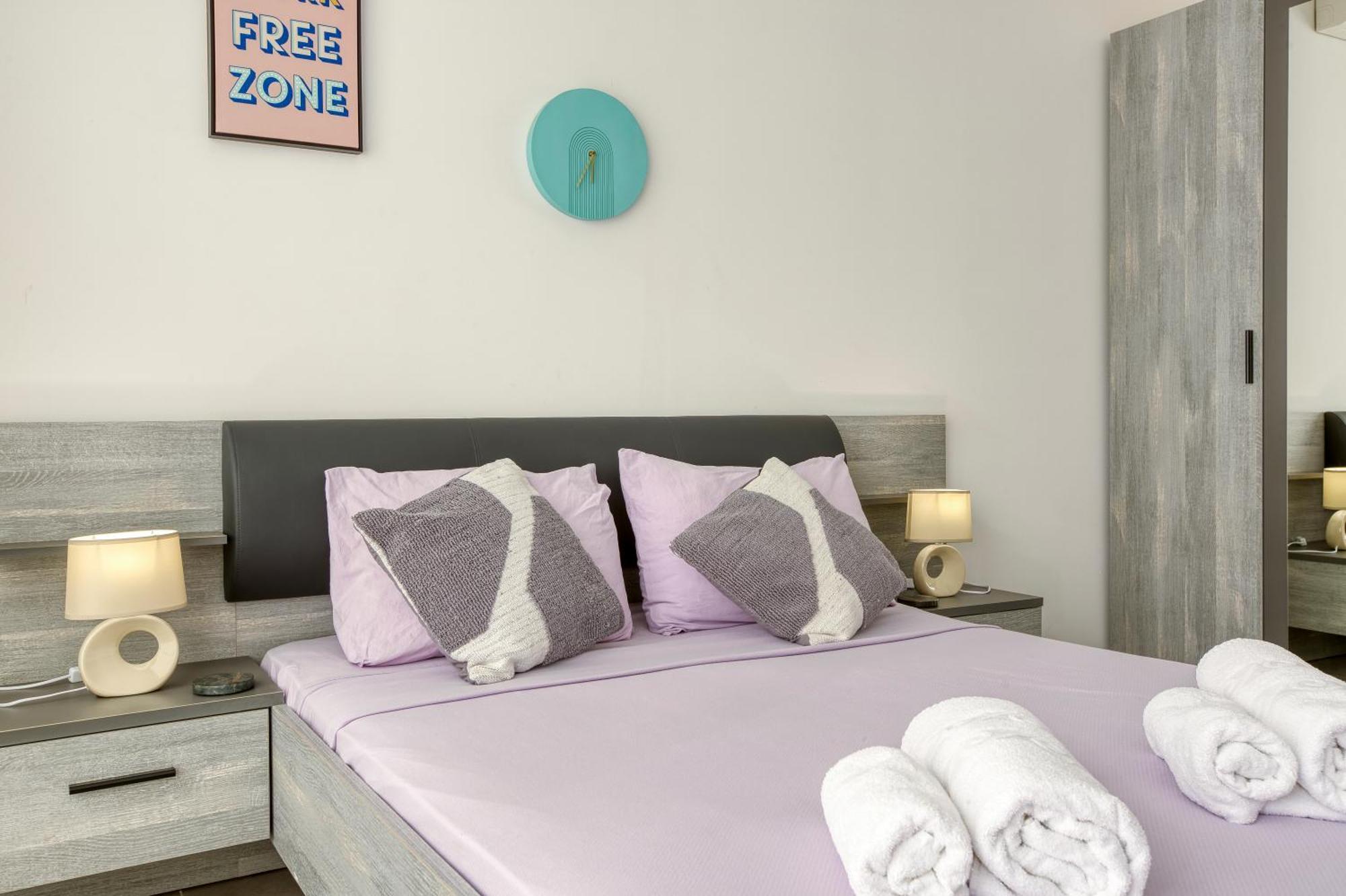Annitchka Mansions - Penthouse In Malta Apartment