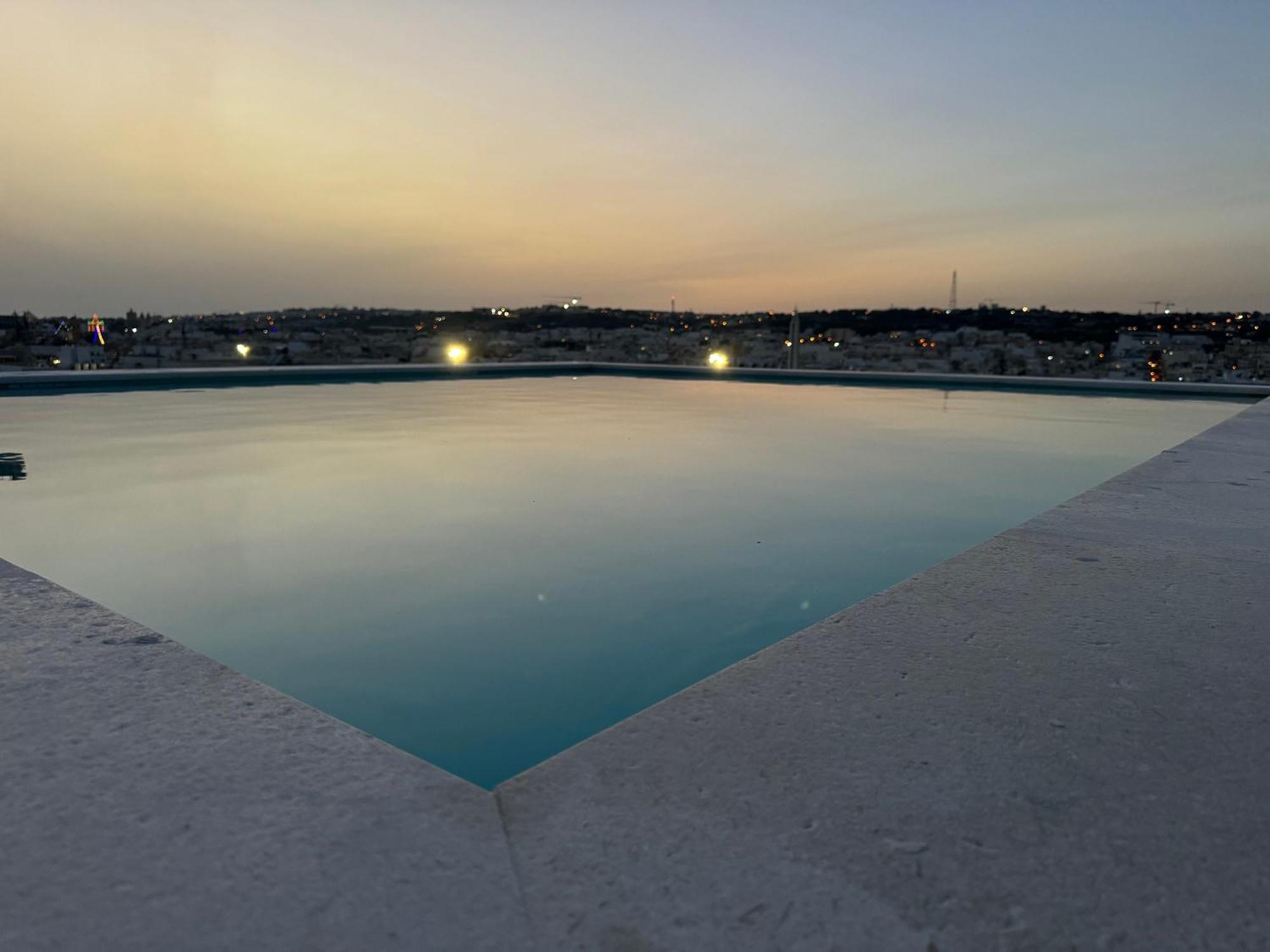 Annitchka Mansions - Penthouse In Malta Apartment Birkirkara